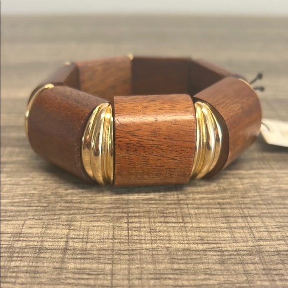 Piper K | Wooden Bracelet w/ Gold Accents ✨ - Picture 4 of 9